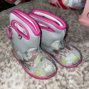 Toddler Bog Boots **unique pattern**